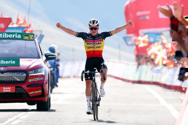 Remco Evenepoel (Soudal Quick-Step) took a redemptive victory on stage 14 of the Vuelta a España