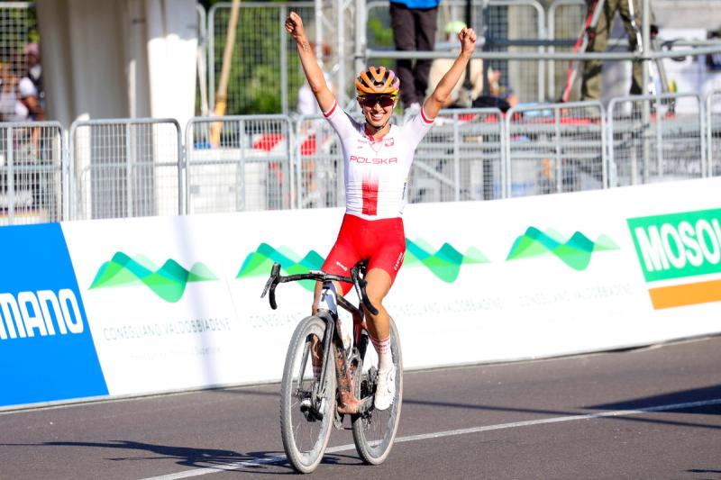 UCI Gravel World Championships Kasia Niewiadoma wins elite women's