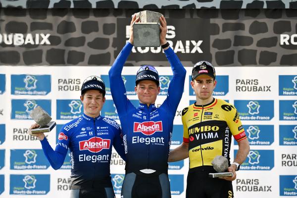 Wout van Aert on the third step of the podium at the 2023 Paris-Roubaix