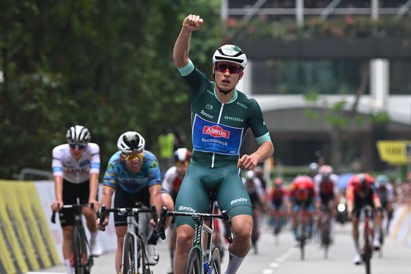 Jasper Philipsen wins the Tour de France Singapore Criterium