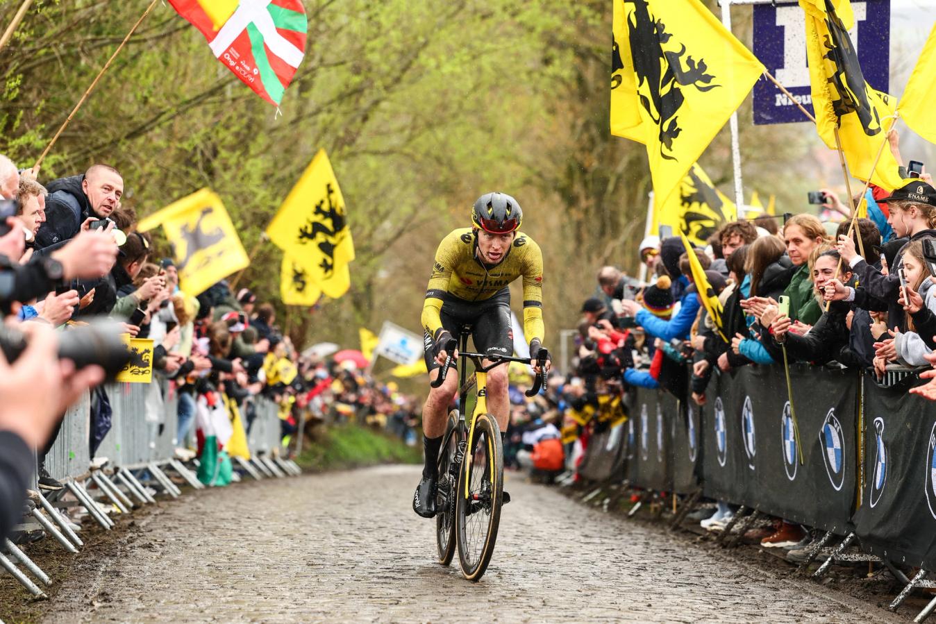 Matteo Jorgenson valiantly looked to close the gap to Mathieu van der Poel at the Tour of Flanders, but came up short and without any matches left to burn