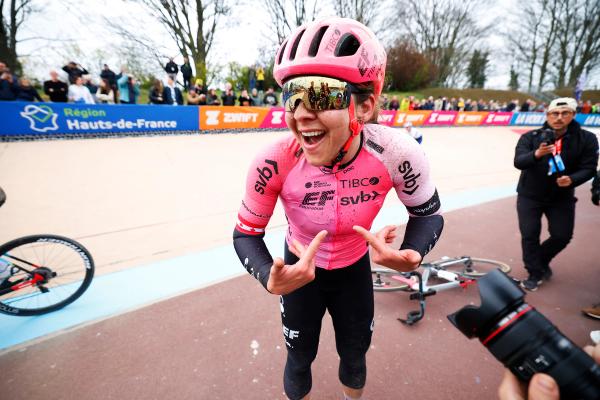 Alison Jackson wins Paris-Roubaix