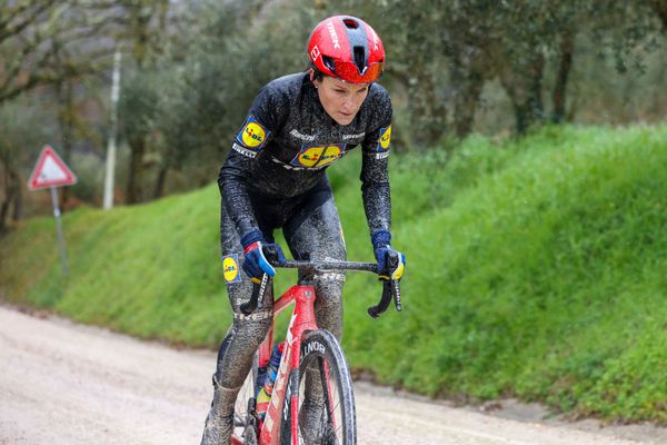 Lizzie Deignan (Lidl-Trek) riding recon ahead of Saturday's Strade Bianche
