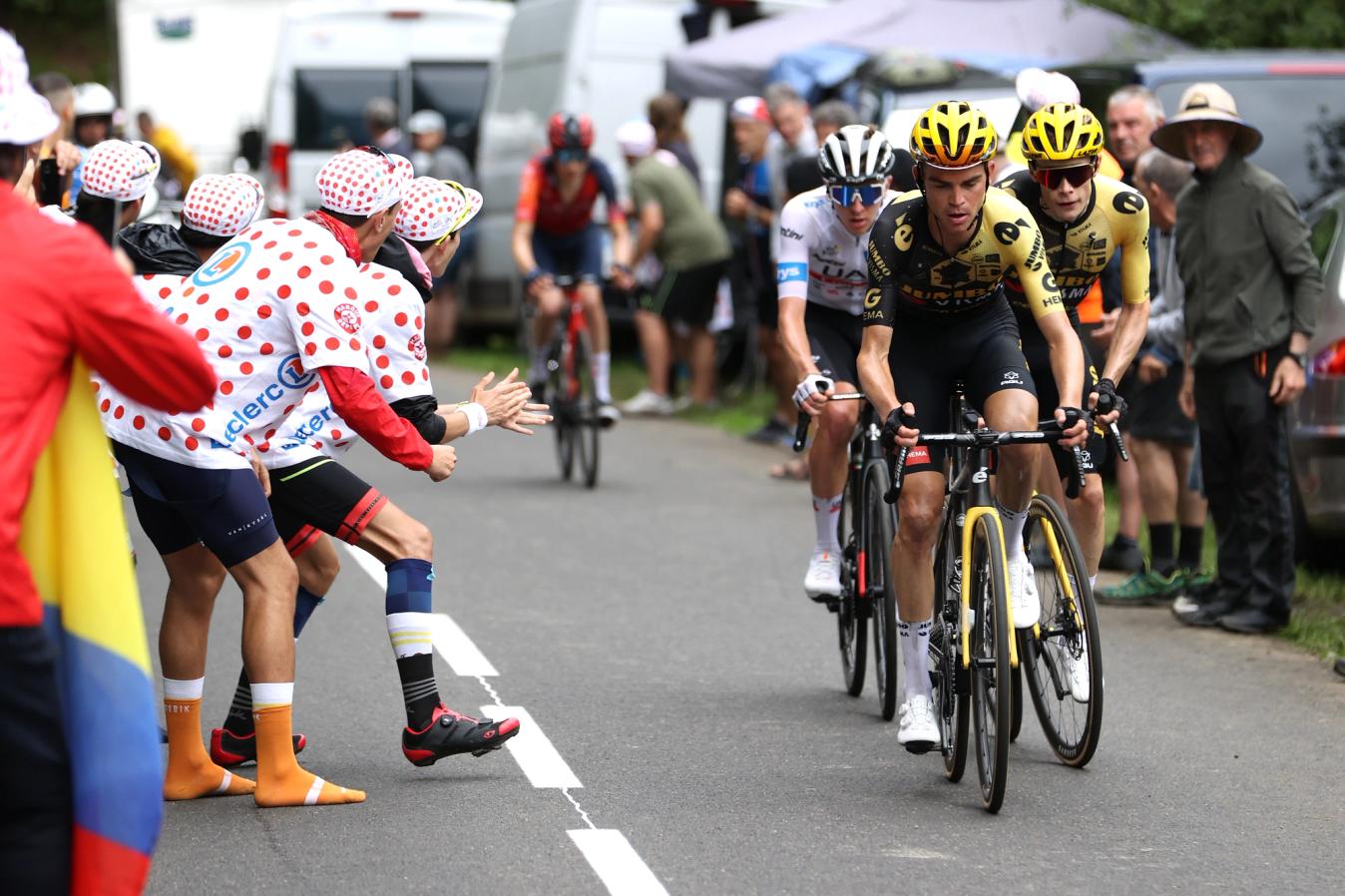 Sepp Kuss aids Jonas Vingegaard in his stage 5 takedown of Tadej Pogačar in the Tour de France