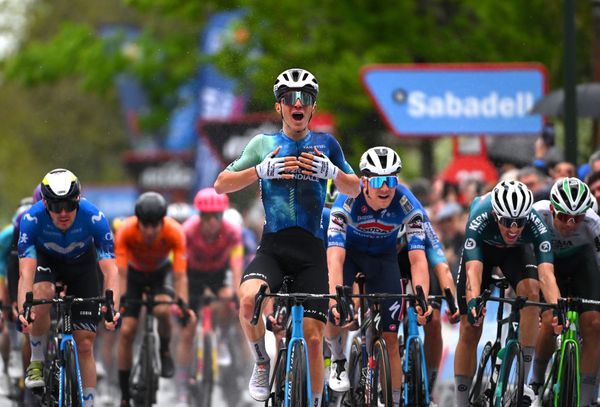 Paul Lapeira wins stage 2 of Itzulia Basque Country