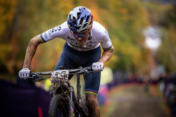 Tom Pidcock won the final round of the XCO World Cup in Mont-Sainte-Anne, Canada