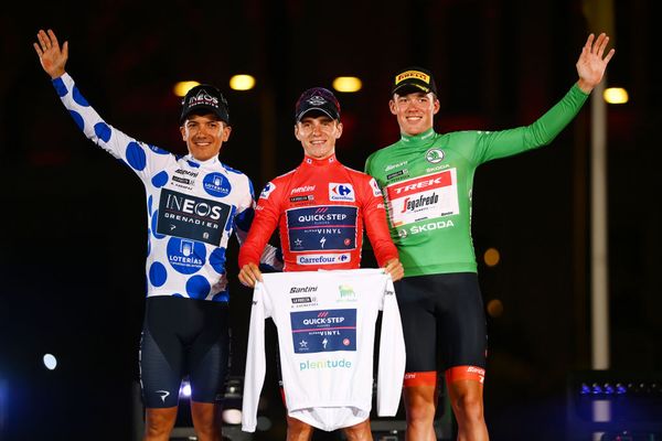 The winners of the 2022 Vuelta a España leaders' jerseys