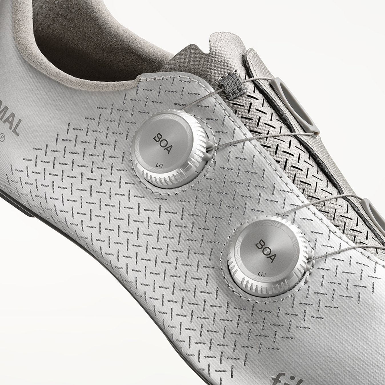 The shoe uses Boa's silver Dual-Dial system