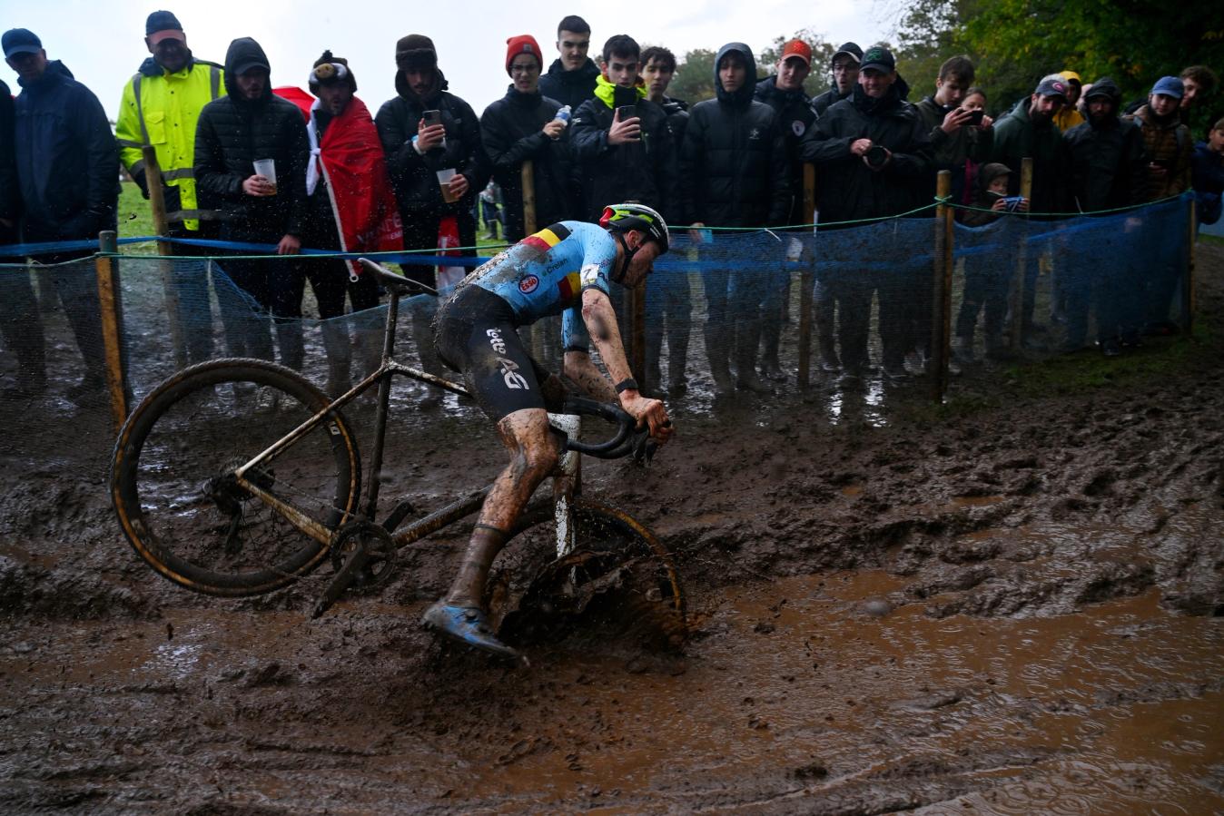 Despite beginning the race in sunshine, the weather soon took a turn for the worse in France