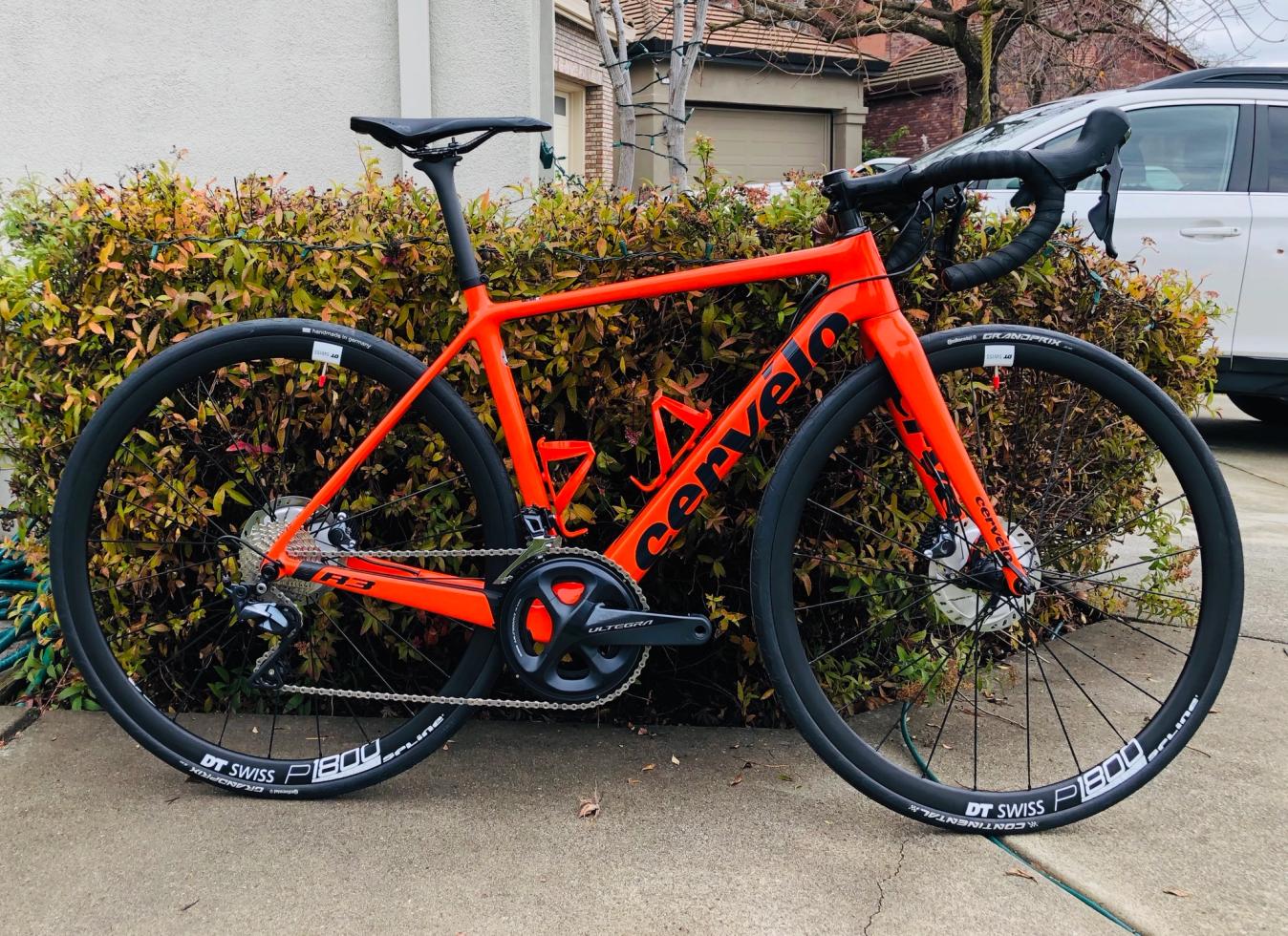 This Cervélo R3, submitted by ronzilla86, was fresh out of the box