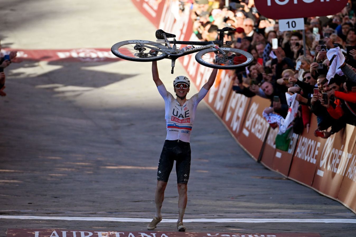 Pogačar comes in off the back of a historic solo victory at Strade Bianche