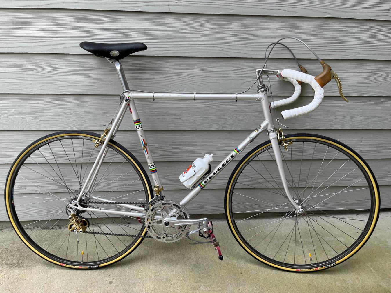 This retro Peugeot PY10 is from 1978 when the great Eddy Merckx was still racing, which is enough alone for a super nice vote
