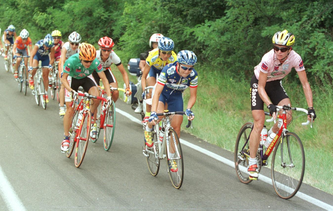 The early years of the Giro, with the baby pink jersey on the right.