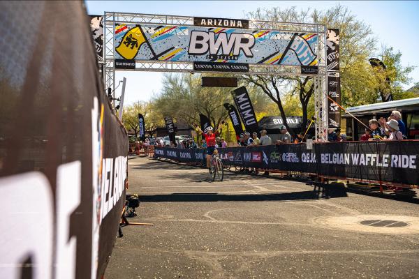 Sofia Gomez Villafañe wins the women's race at BWR Arizona 