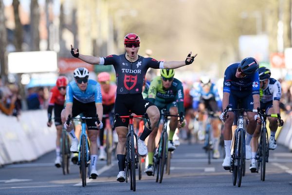 Arvid de Kleijn wins stage 2 of Paris-Nice