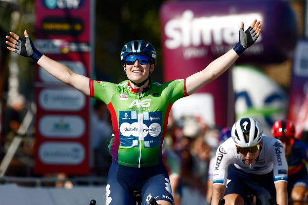 Charlotte Kool doubled up on stage 3 of the Simac Ladies Tour