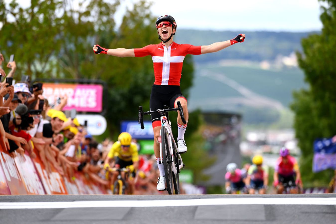 Cecilie Uttrup Ludwig won one of the most exciting stages of the 2022 Tour de France Femmes