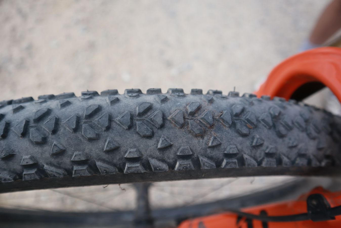 The tyres that Johnson used were the Continental Race Kings. This was the one part of the set-up that he felt like he might change for next year