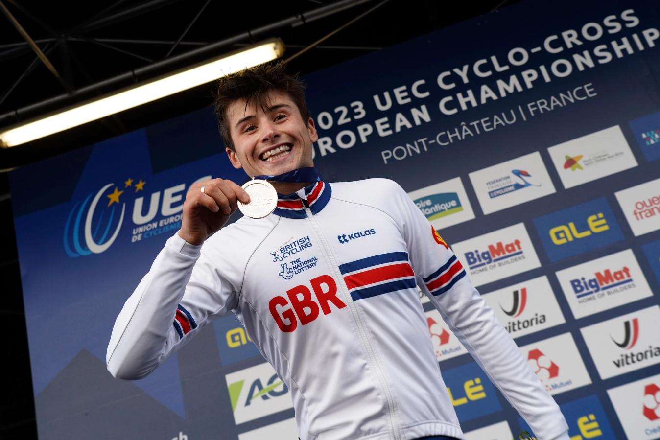 Cameron Mason with his silver medal from the European Championships
