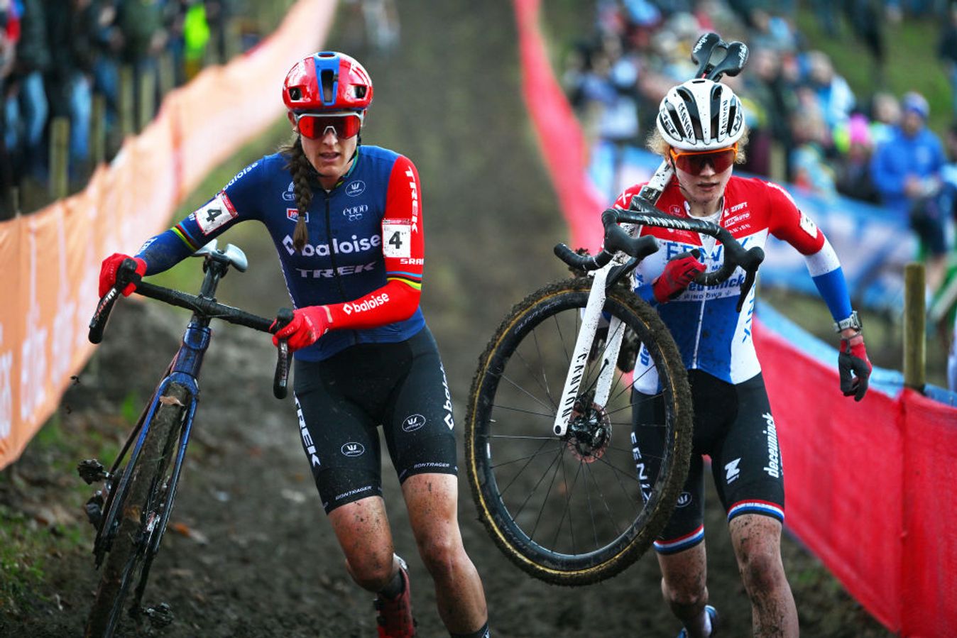 Lucinda Brand and Puck Pieterse went head-to-head for second in Namur