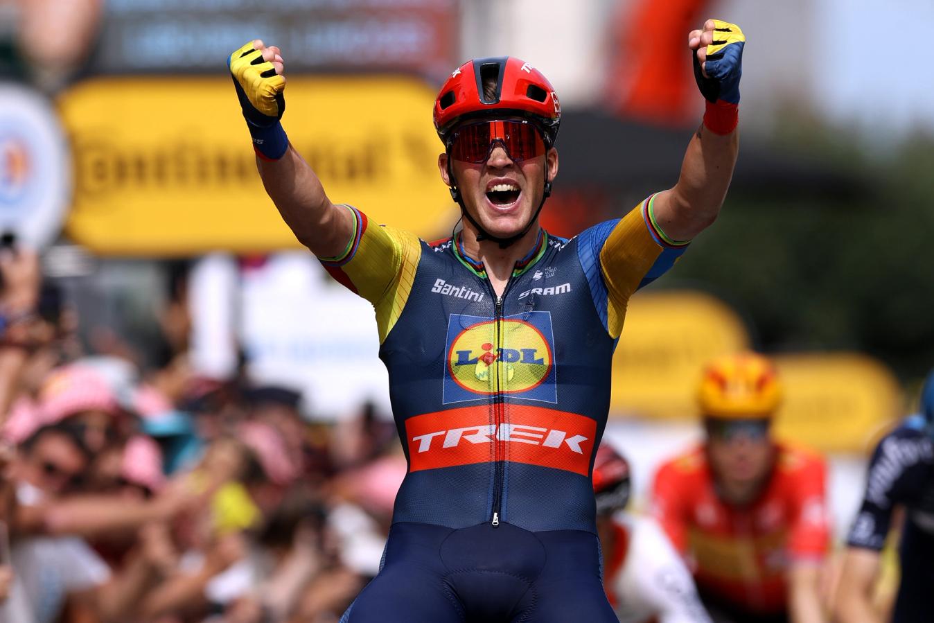 Mads Pedersen won stage 8 of the Tour de France