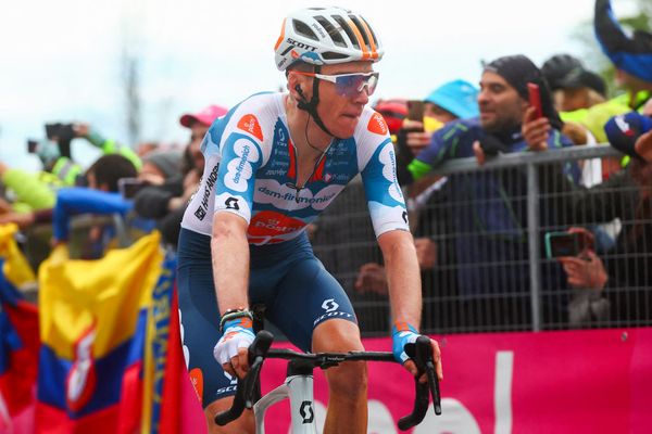 Romain Bardet has been suffering from sickness during the start of the Giro d'Italia