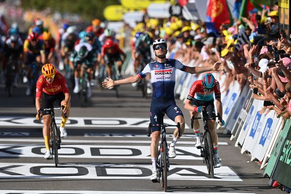 Kasper Asgreen wins a thrilling stage 18 of the Tour de France
