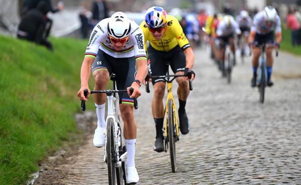 Mathieu van der Poel is pulling away from Wout van Aert in the power balance of their great rivalry
