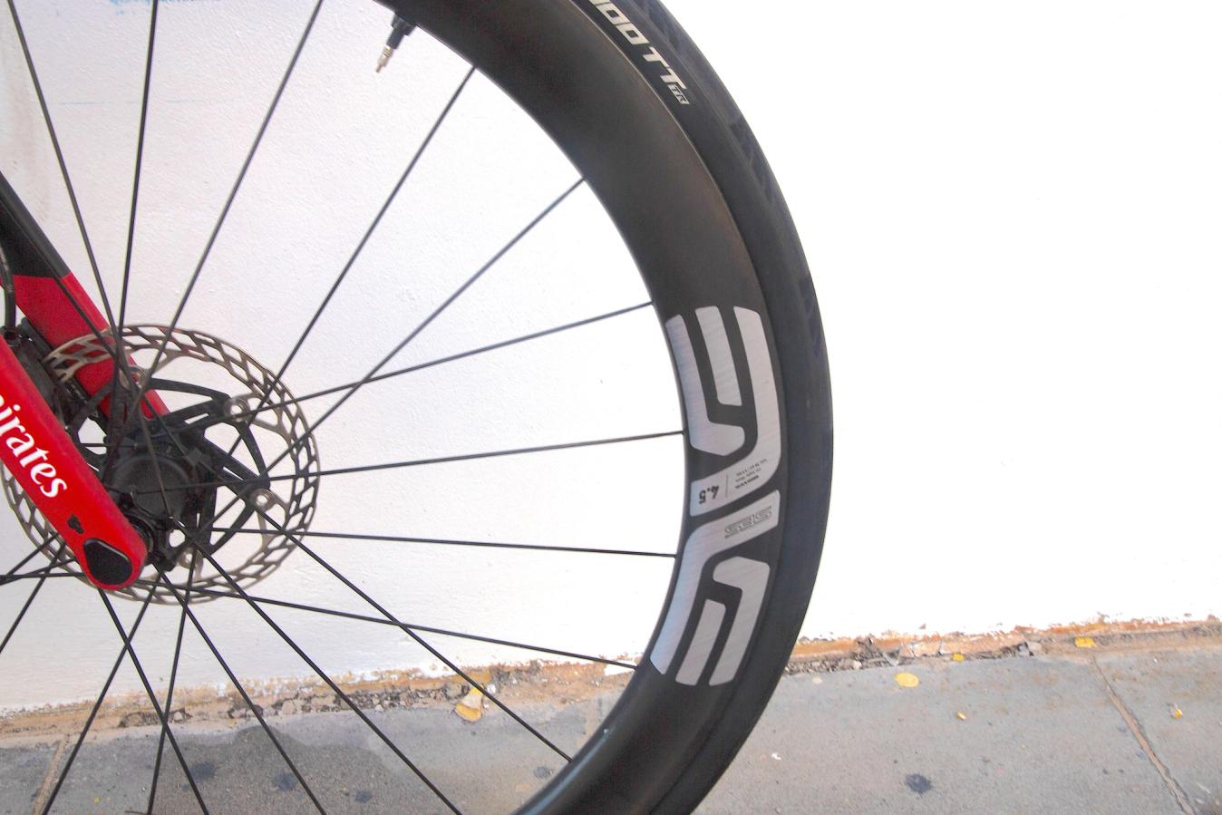 UAE Team Emirates has the choice of three different ENVE wheelsets at the Vuelta a España