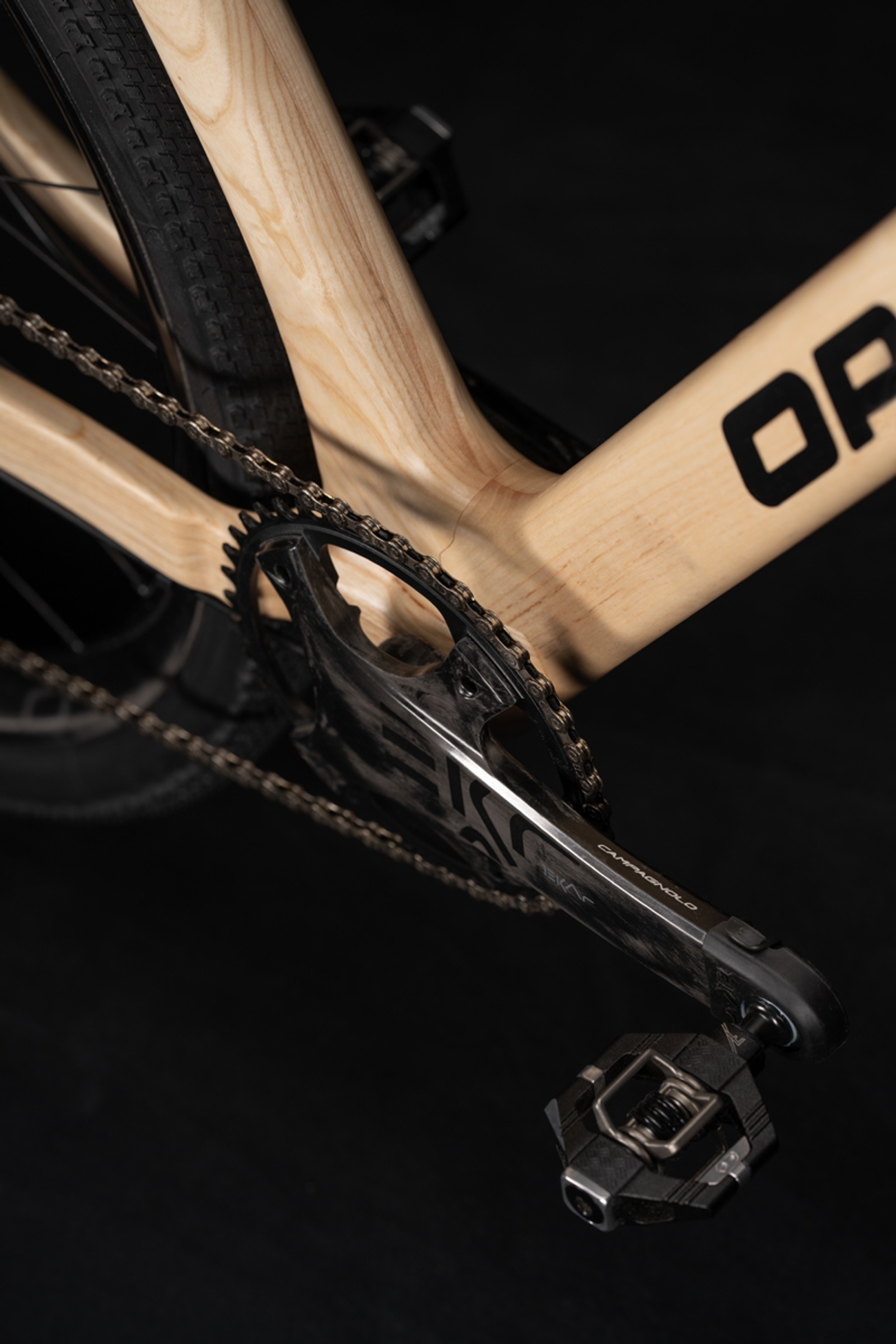 The Ornus comes in three spec options, one of which features Campagnolo Ekar