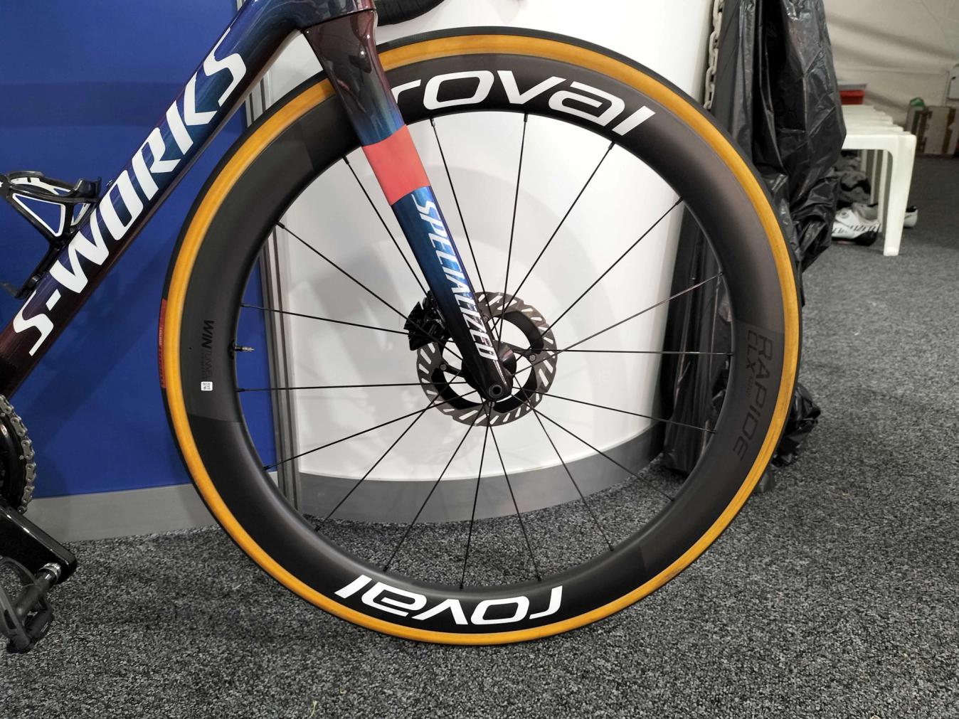 The Roval Rapide CLX II front wheel has a shallower rim than the rear wheel