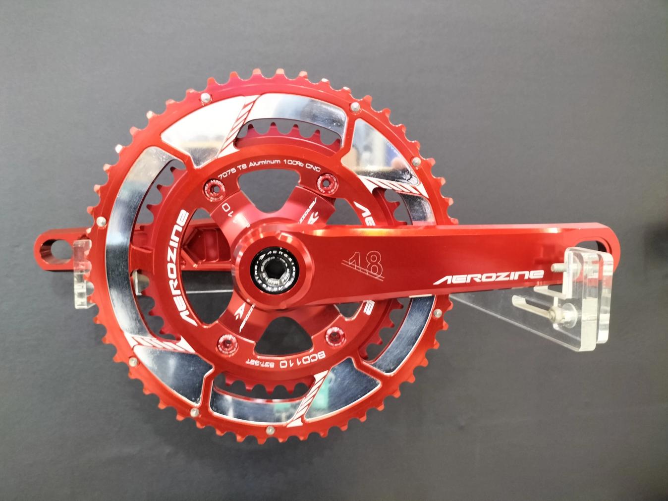 Aerozine has a selection of colourful chainrings