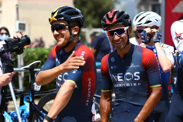 Richard Carapaz (left) and Jhonatan Narváez (right) rode alongside each other for Ineos Grenadiers between 2020-2022