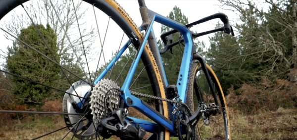 Which is better for adventure: gravel or mountain bike?