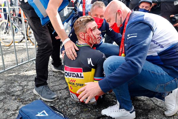 Remco Evenepoel (Soudal Quick-Step) was left bloodied and frustrated 