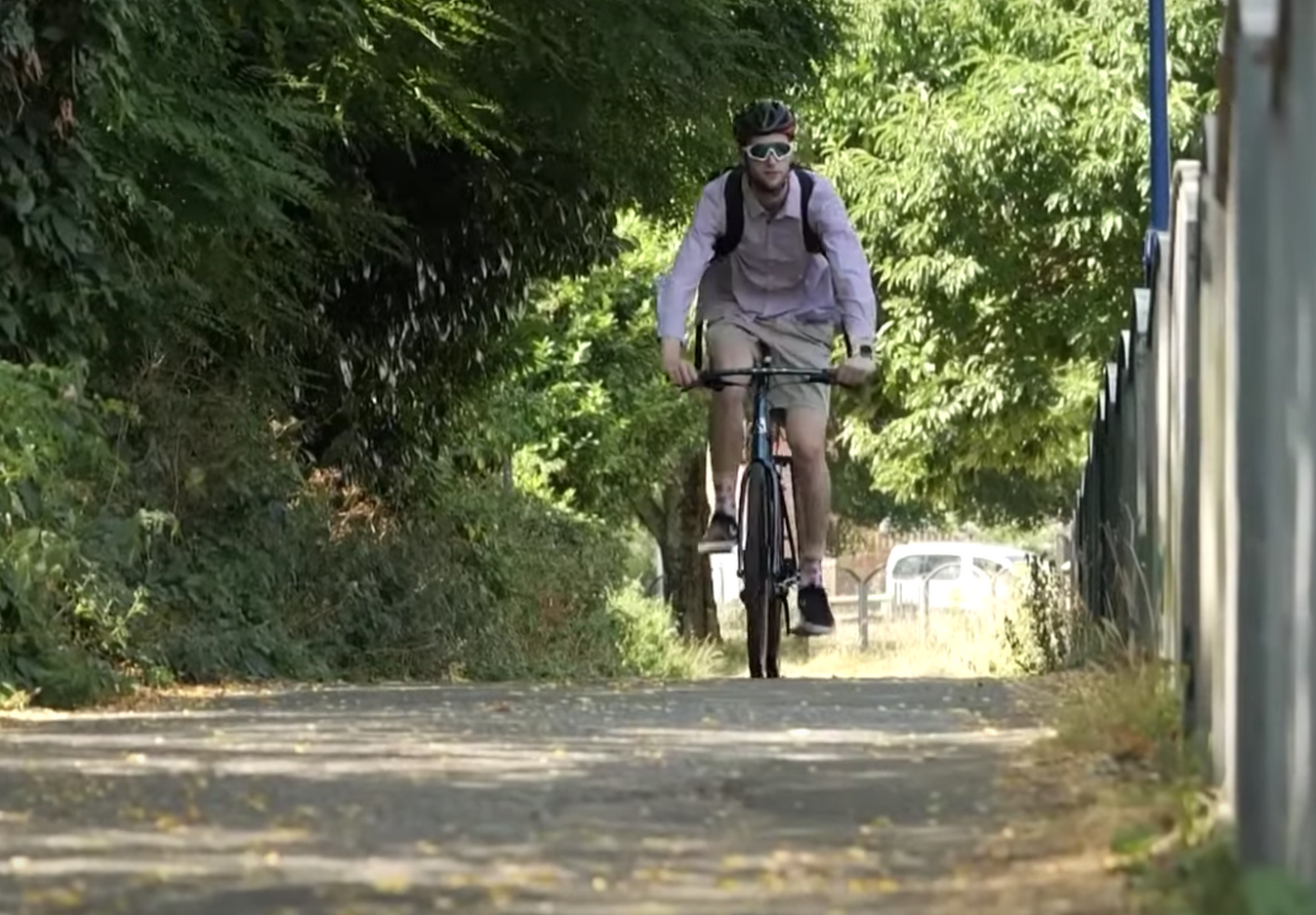 Commuting by bike doesn't have to be a solo endeavour