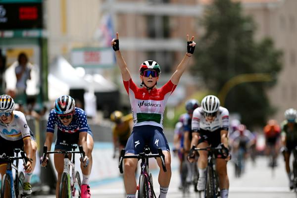 Blanka Vas (SD Worx) celebrates winning stage 8 of the Giro d'Italia Donne