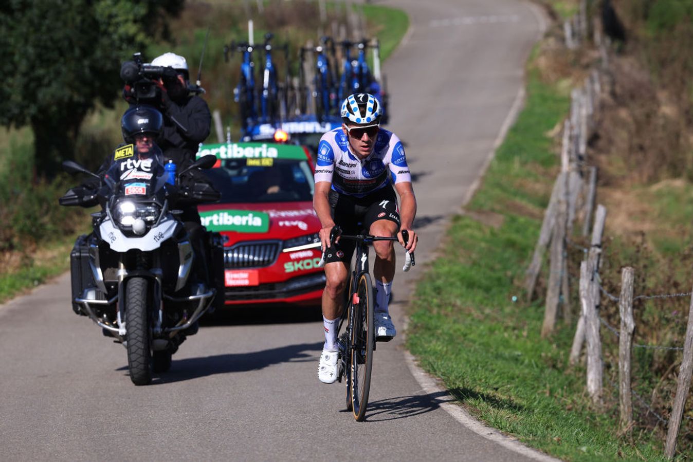 Evenepoel was soon on his own