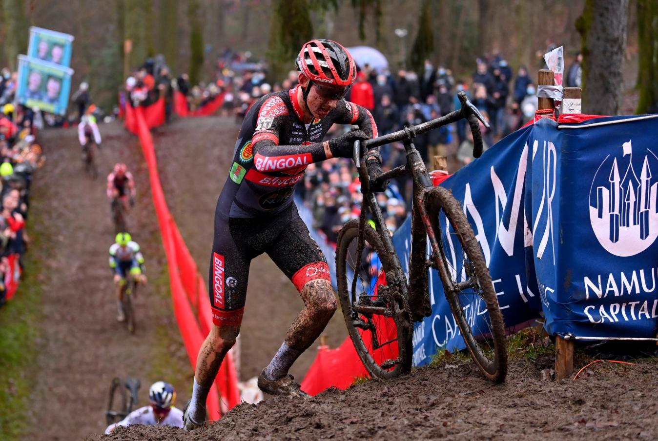 Michael Vanthourenhout got the better of Tom Pidcock in the last CX World Cup round to take place in Namur