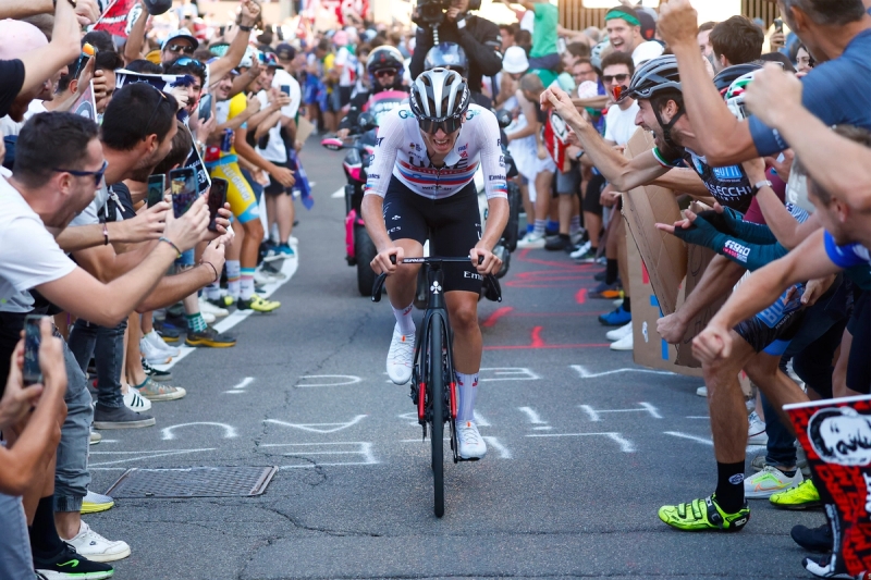 Giro d'Italia boss challenges Tadej Pogačar: 'It's time for a rider to win  the Giro-Tour double