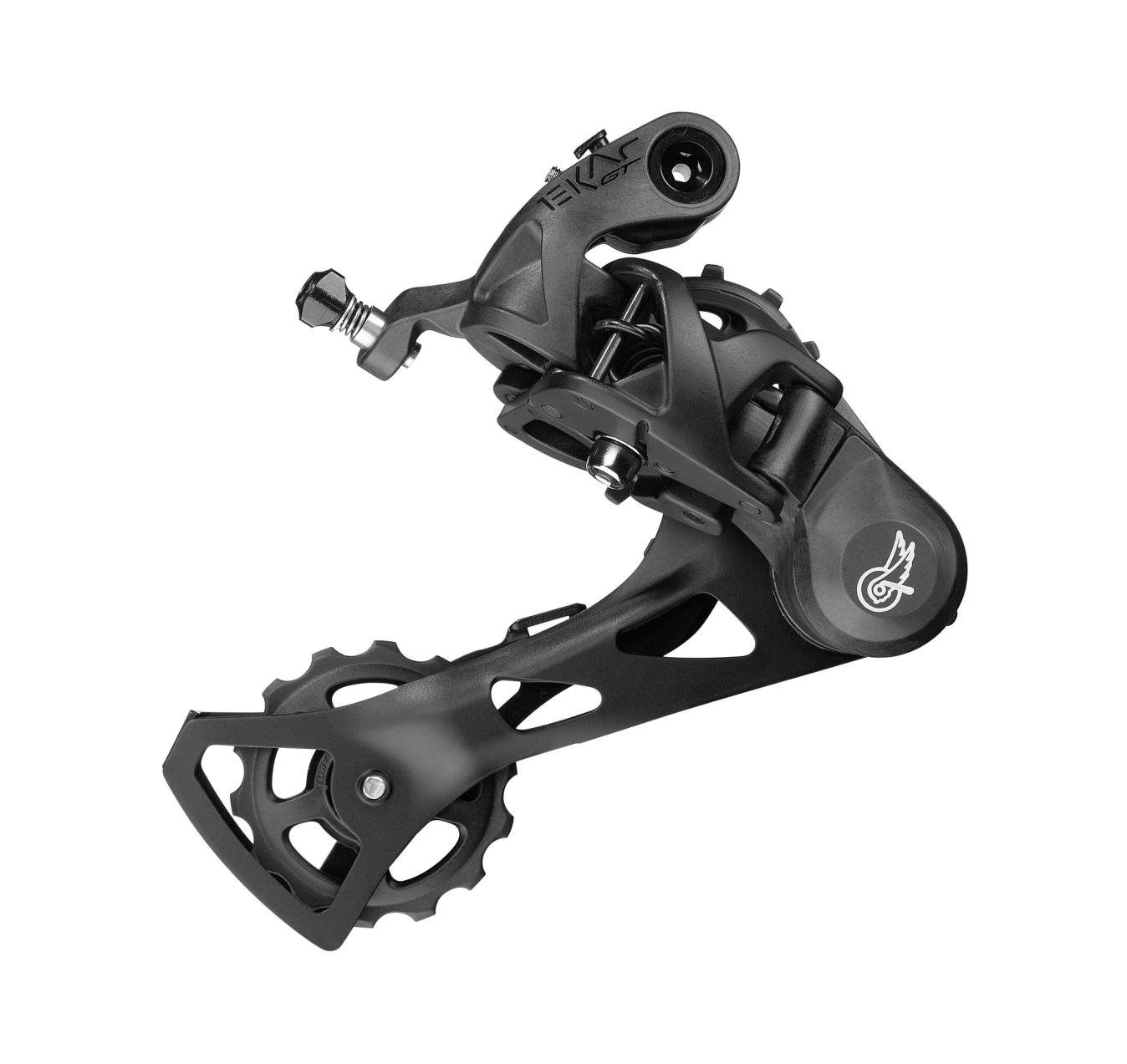 A single rear derailleur cage length accommodates all the cassette and chain ring ranges making it very easy to live with
