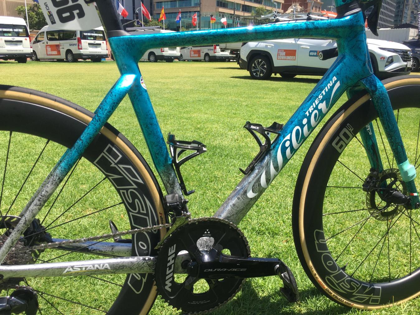 Astana's Wilier Filante has an eye-catching colourway