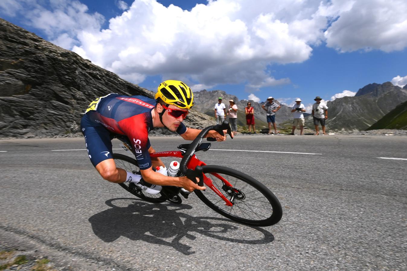 Tom Pidcock descends the Col du Galibier at the 2022 Tour de France