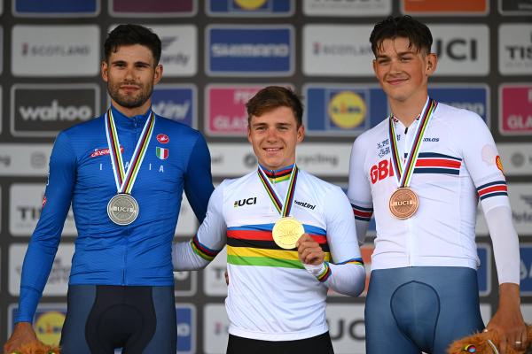After missing out in the road race, Remco Evenepoel pulled on the rainbow jersey once again with his first elite ITT title