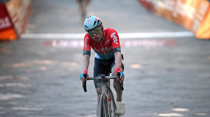 Lennert Van Eetvelt last raced at Strade Bianche in the spring, finishing 11th