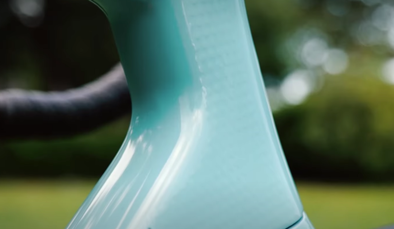 The frame features aero dimples which change the airflow over the bike