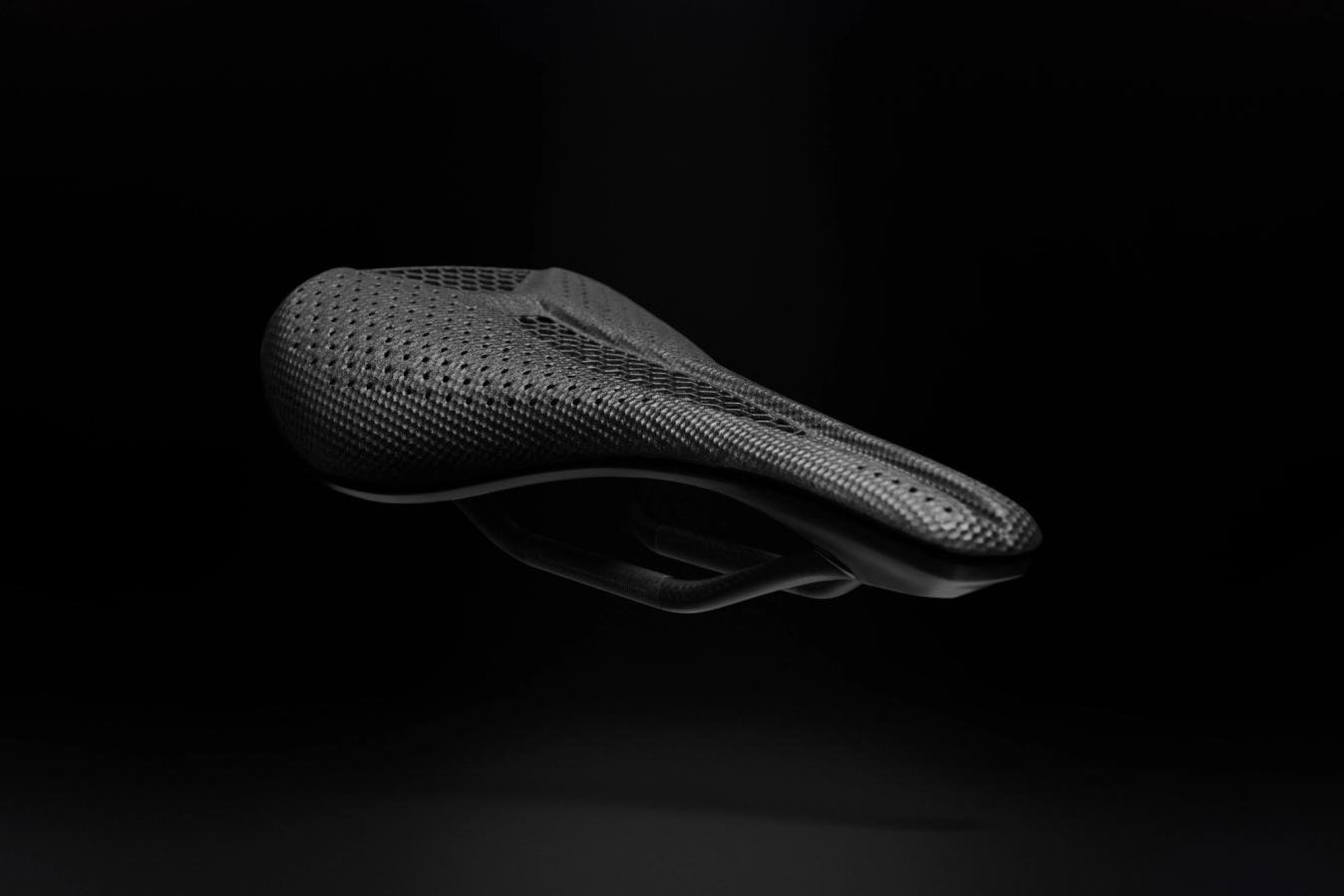 The new saddle uses 3D-printing to create a variable density saddle that is tuned to the specific needs of each area