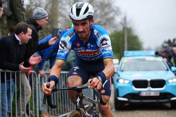 Julian Alaphilippe rode on through five races after his Strade Bianche DNF