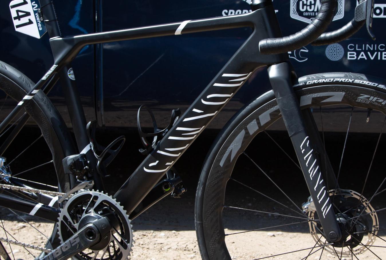 The Canyon Ultimate's lightweight frame