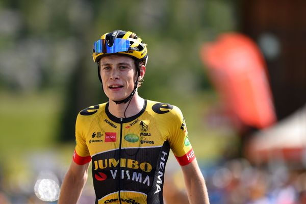 Jonas Vingegaard (Jumbo-Visma) wins stage 5 of the Critérium du Dauphiné.